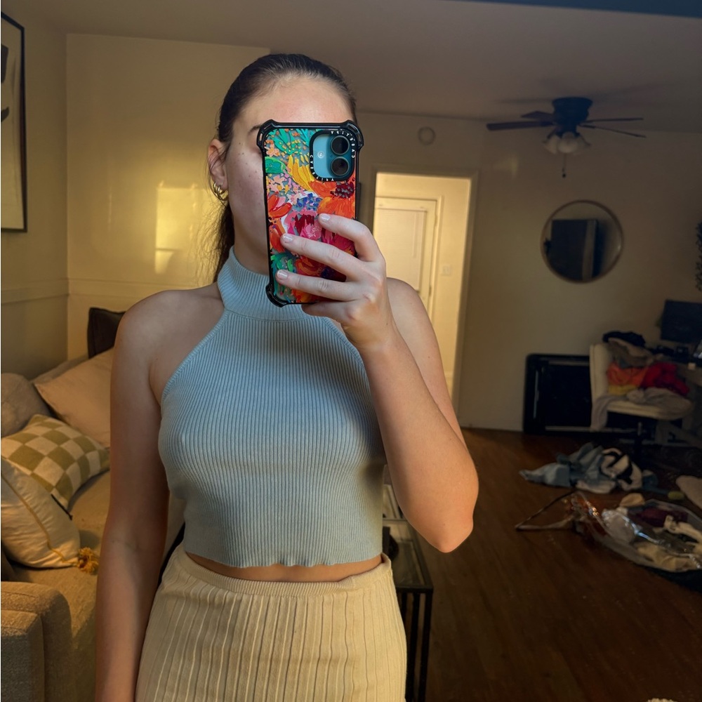 Blue knitted top